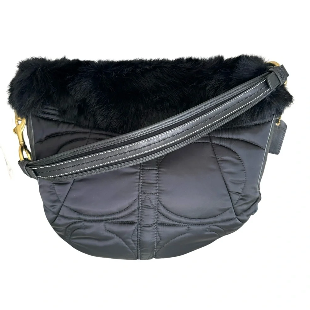 🆕 Coach Fur Signature Shoulder Bag Black Quilted Hobo
